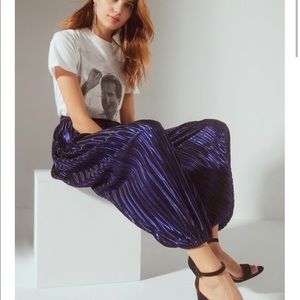 Urban Outfitters Pleated Ballon Pant